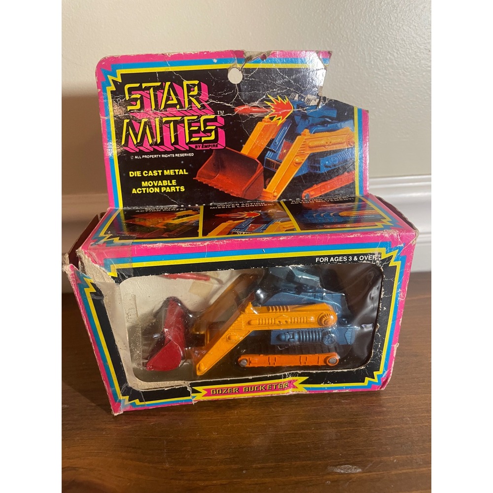 Vintage 1977 Star Mites Dozer Bucketer Die Cast Metal Empire Toys Space World